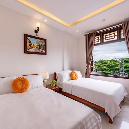 Golden Sun Hotel Хоян Екстер'єр фото